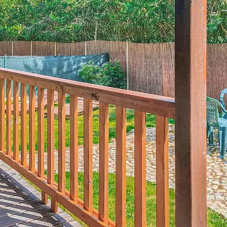 Дом отдыха Awesome In With Wifi